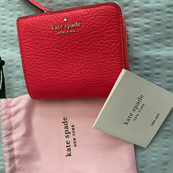 Wallet - Picture 1 of 6